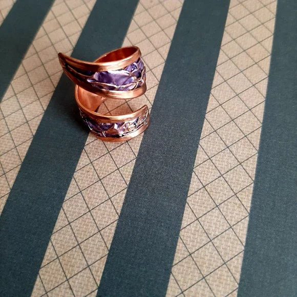 NEW Beautiful Ring - Picture 2 of 4
